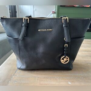 Michael Kors Jet Set Saffiano Leather Top Zip Tote Bag